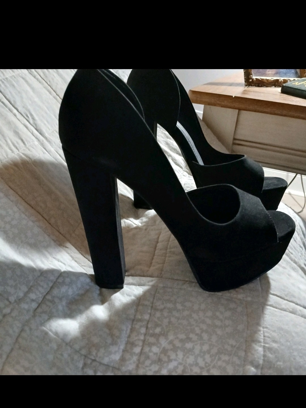 Shoe Dazzle Black Suede Platform Peep-Toe Heels Sz 6.5 - Picture 3 of 15